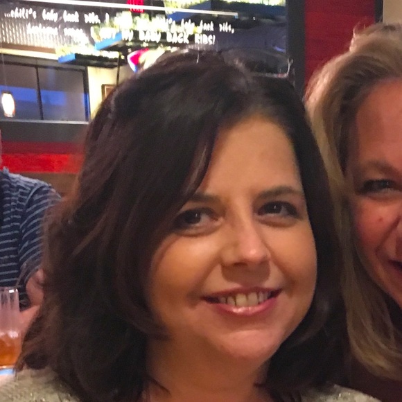 Meet your Posher, Karen - Picture 1 of 1